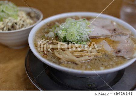 青森濃厚煮干しラーメン(朝ラー) 青森濃厚煮干しラーメン(朝ラー) 86416141