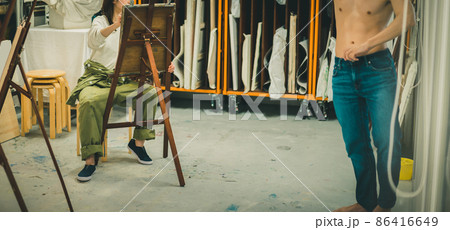 人物デッサン 86416649