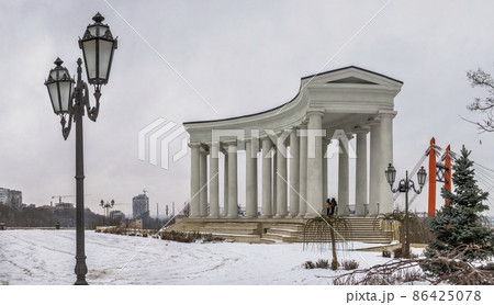 Colonnade of Vorontsov Palace in Odessa, Ukraine 86425078