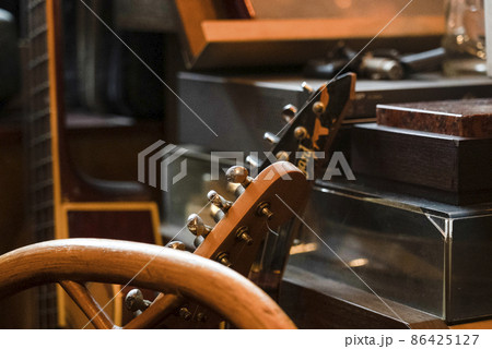 レトロなジャズ喫茶の店内（撮影了承済み） 86425127