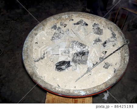 中国の火鉢 86425193