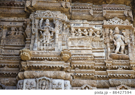 Carved Hira Bhagol, the Eastern gate named after it's architect; Hiradhar, located in Dabhoi, Gujarat, India Carved Hira Bhagol, the Eastern gate named after it's architect; Hiradhar, located in Dabhoi, Gujarat, India 86427594