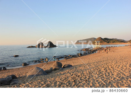 糸島｜サンセットビーチ｜夕日｜二見ヶ浦 86430660