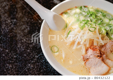 ラーメン ラーメン 86432122