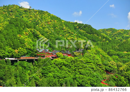 【島根県】新緑の太皷谷稲成神社(津和野) 【島根県】新緑の太皷谷稲成神社(津和野) 86432766
