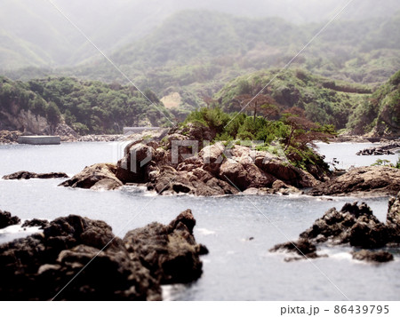 Travel destination of National Park " Izumo Matsushima" , which creates a unique landscape of large and small islands and strange rocks in Shimane, Japan. Travel destination of National Park " Izumo Matsushima" , which creates a unique landscape of large and small islands and strange rocks in Shimane, Japan. 86439795