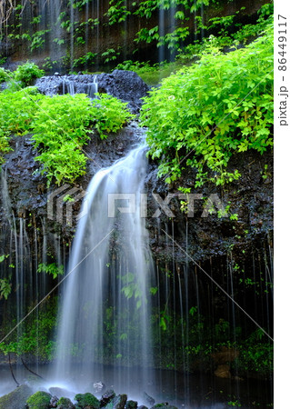 清流 都留市 太郎次郎滝への道 清流 都留市 太郎次郎滝への道 86449117