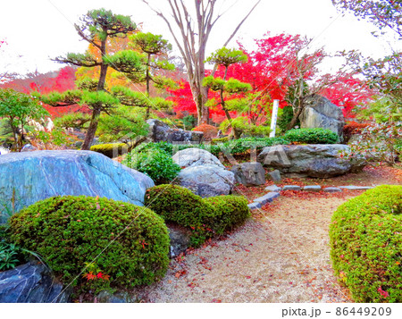 桜山公園 三波石と日本庭園 桜山公園 三波石と日本庭園 86449209