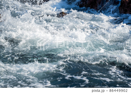 荒々しい海　磯 86449902