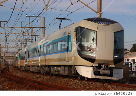 東武特急リバティ 86450528