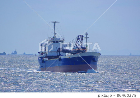 大阪港に入港するガット船 86460278