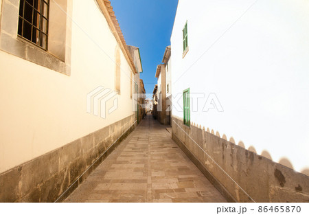 Alcudia Old Town in island Majorca, Spain 28.06.2017. 86465870