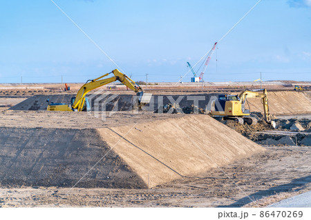盛土 かさ上げ工事 油圧ショベル 整形 土木事業 盛土 かさ上げ工事 油圧ショベル 整形 土木事業 86470269