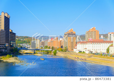 宝塚市の街並み 86473381