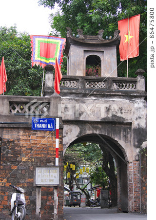テト中の東河門街並み / Vietnam Hanoi 旧市街 86475800
