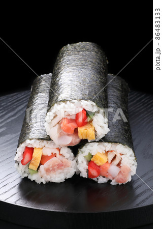 恵方巻き 恵方巻き 86483133
