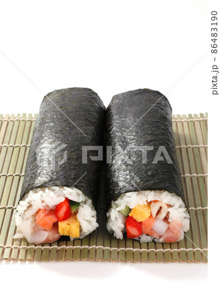 恵方巻き 恵方巻き 86483190