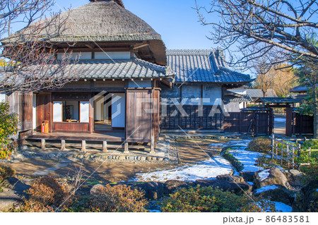 難波田城公園　旧大澤家住宅　縁側　庭　富士見市 86483581