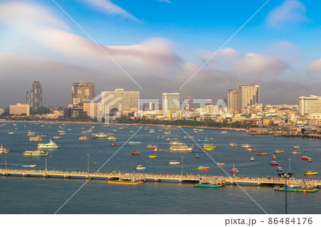Pattaya Gulf, Thailand 86484176