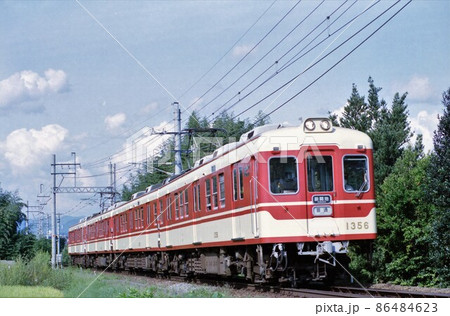 神戸電鉄1350系 86484623