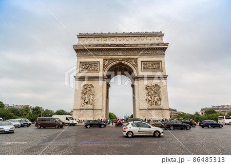 Arc de Triomphe in Paris Arc de Triomphe in Paris 86485313