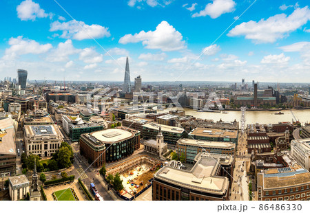 Panoramic aerial view of London Panoramic aerial view of London 86486330