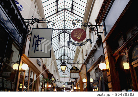 パリのパッサ―ジュ パリのパッサ―ジュ 86488282