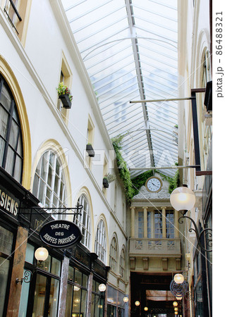 パリのパッサ―ジュ パリのパッサ―ジュ 86488321