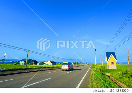 夏の北海道　北竜町の風景 86488800