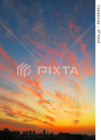 夕焼け空の風景（埼玉県川口市付近） 86488861