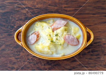 白菜とソーセージのクリーム煮 白菜とソーセージのクリーム煮 86490779