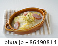 寒い冬に食べたい白菜とソーセージのクリーム煮 86490814