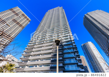 東京都　江東区東雲の都市風景　パークタワー東雲とWコンフォートタワーズ 86491822