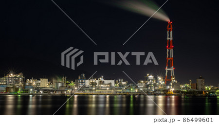 北九州市　洞海湾　工場夜景 86499601