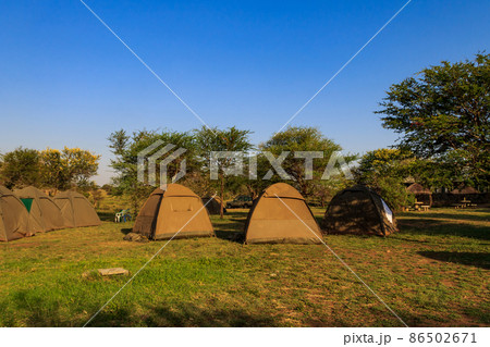 Safari campsite in Serengeti National Park, Tanzania Safari campsite in Serengeti National Park, Tanzania 86502671