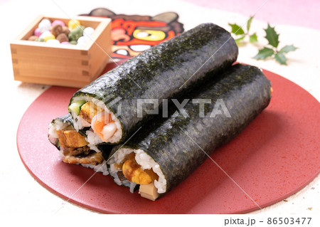 節分の恵方巻き 節分の恵方巻き 86503477