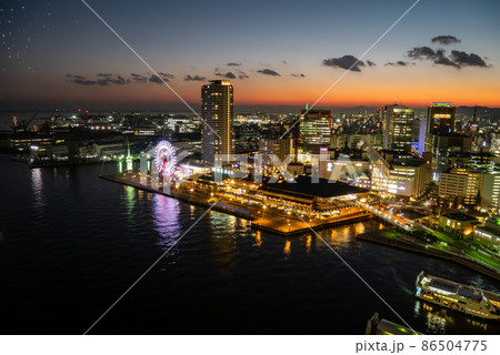 神戸ポートタワーからの夕焼け 86504775