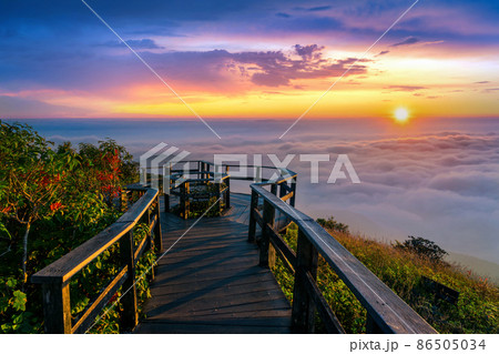 Beautiful sunset at Kew Mae Pan viewpoint in Doi inthanon, Chiang Mai, Thailand. 86505034