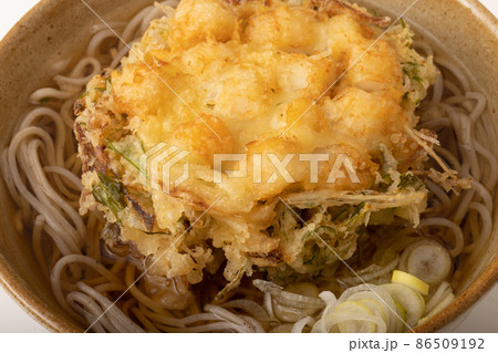 小柱かき揚げ蕎麦 86509192