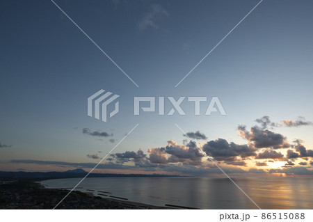 《島根県》奉納山公園から眺める夕方の風景【11月】 86515088