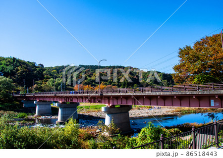 杜の都仙台　広瀬川　秋　牛越橋 86518443