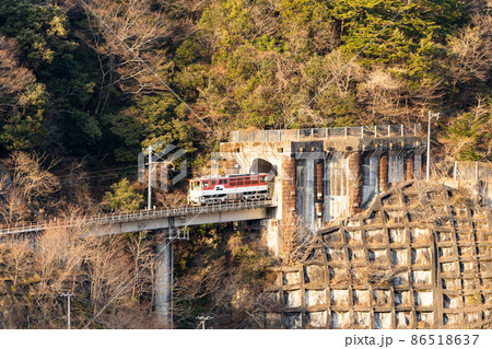 【静岡県】 大井川鉄道 アプト式列車 長島ダム周辺 【静岡県】 大井川鉄道 アプト式列車 長島ダム周辺 86518637
