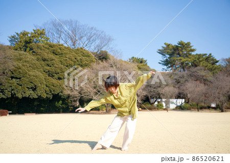 ダンサー 女性 ダンサー 女性 86520621