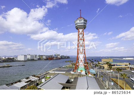博多港のシンボル　博多ポートタワー（福岡市博多区） 86525634