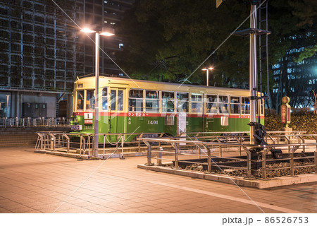 《愛知県》名古屋市科学館　夜景　市電1400型ボギー車 86526753