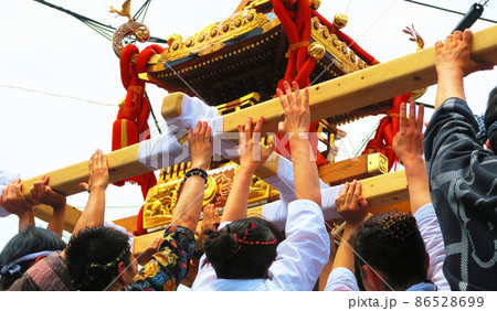 浦安三社祭の神輿の風景 浦安三社祭の神輿の風景 86528699