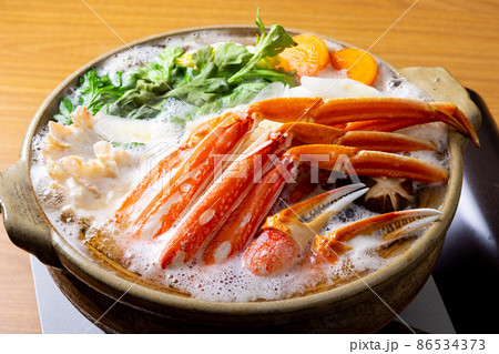 蟹鍋　食卓 86534373