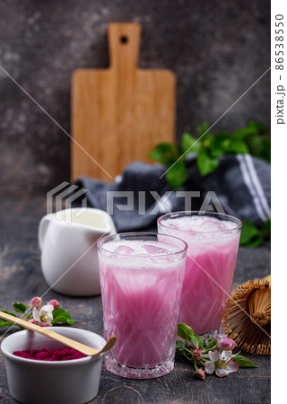 Pink matcha ice latte with milk 86538550