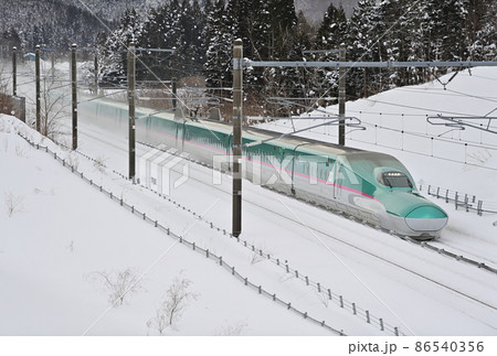北海道新幹線　湯の里知内（信）－木古内　JR東日本　E5系　U23編成（仙台）　はやぶさ 86540356