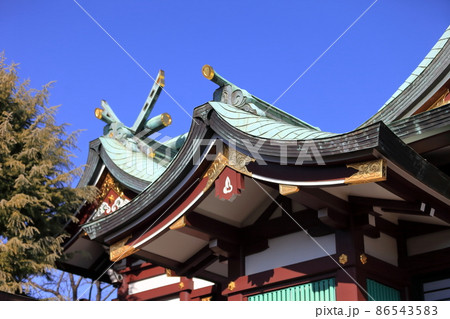 神社の屋根 (葛飾区の川端諏訪神社) 神社の屋根 (葛飾区の川端諏訪神社) 86543583